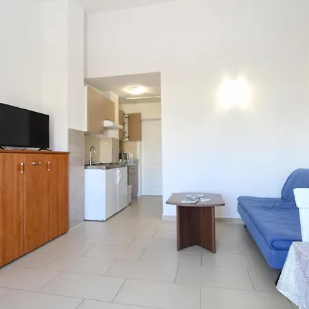 Apartment Fuer 4 Personen Ca 34 Qm In Liznjan, Istrien Suedkueste Von Istrien *