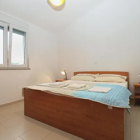 Apartment Fuer 4 Personen Ca 34 Qm In Liznjan, Istrien Suedkueste Von Istrien Liznjan