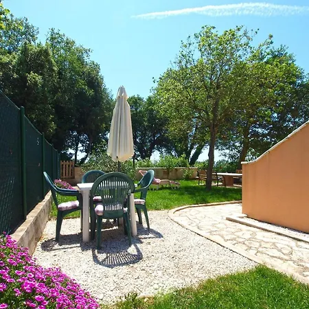 Apartment Fuer 4 Personen Ca 34 Qm In Liznjan, Istrien Suedkueste Von Istrien *